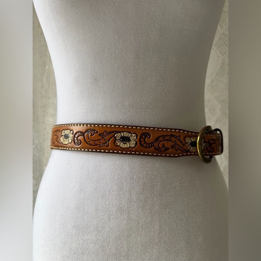 Vintage “Shirley” Hand Tooled Leather Western Belt Floral Size 30 - Picture 6 of 15